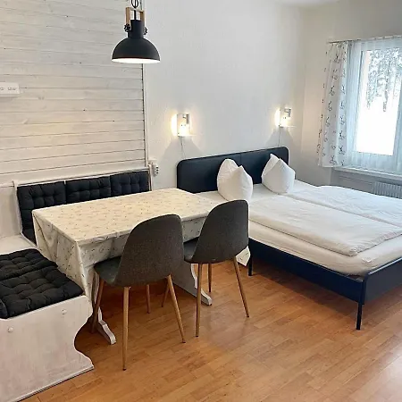 Gemuetlich-zentral, 30m2, Mit Parkplatz - A212 公寓 *