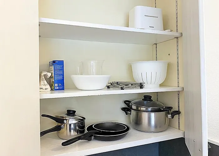 Gemuetlich-zentral, 30m2, Mit Parkplatz - A212