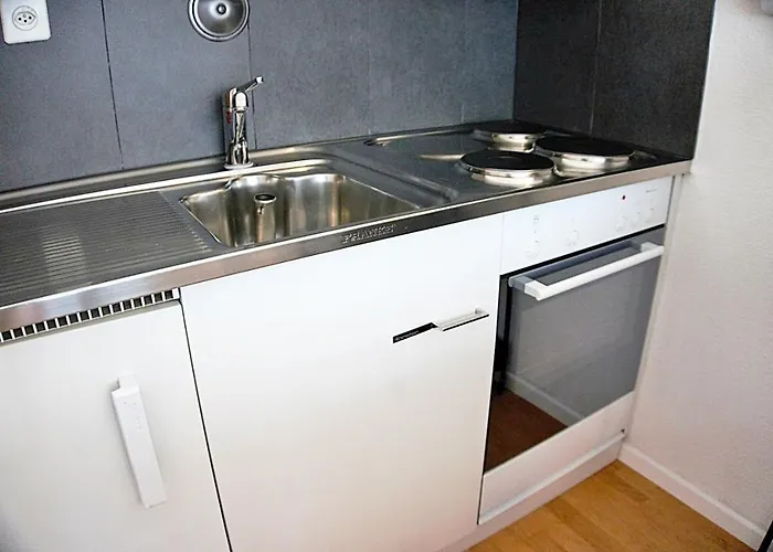 Gemuetlich-zentral, 30m2, Mit Parkplatz - A212 St. Moritz