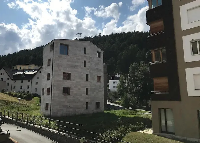 Gemuetlich-zentral, 30m2, Mit Parkplatz - A212 * St. Moritz